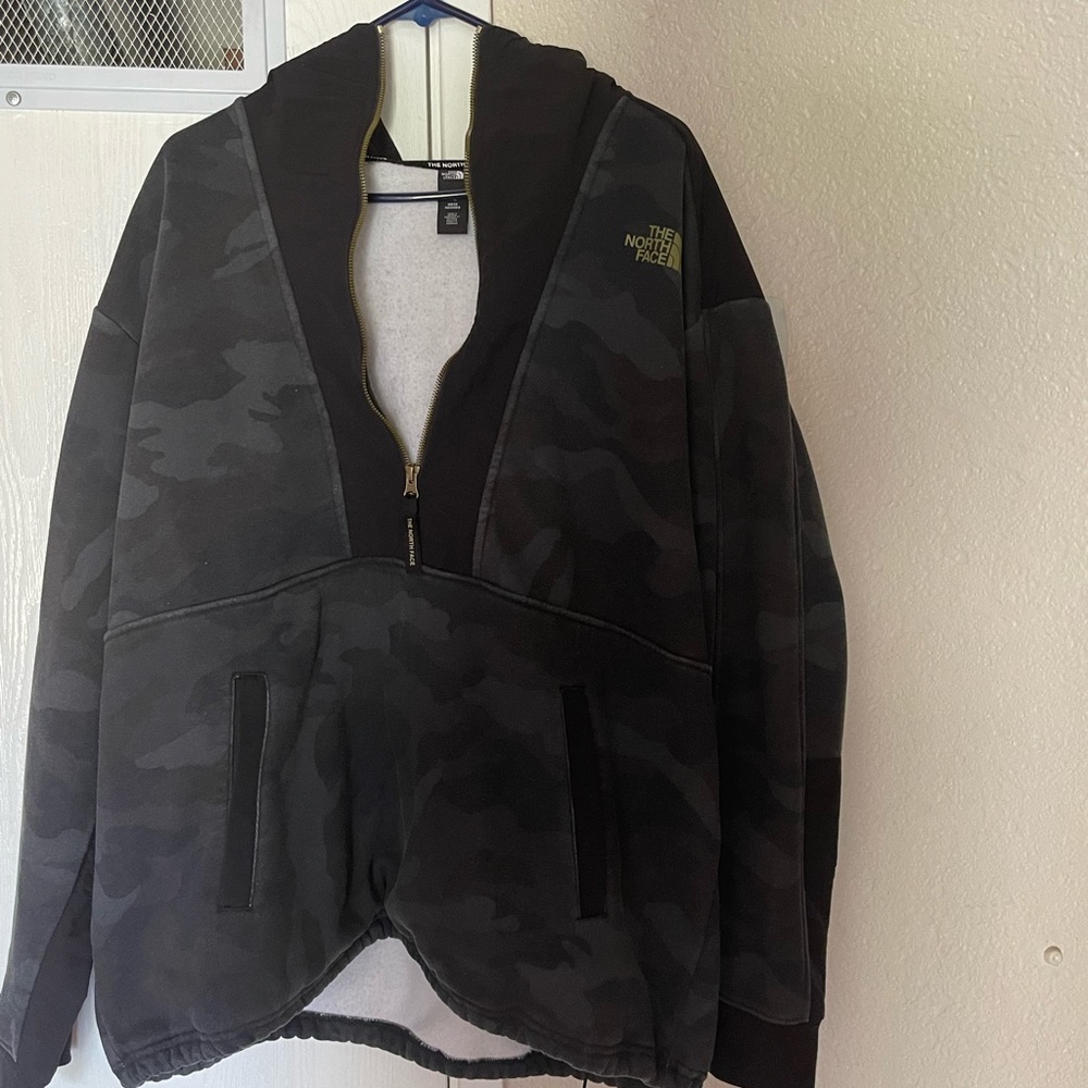 The North Face half zip hoodie
